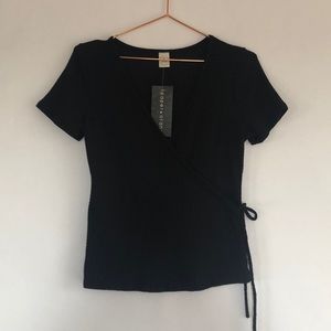 Paper crane black wrap shirt